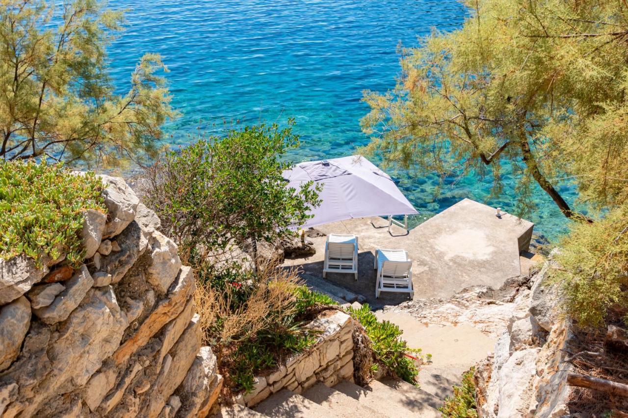 Apartments By The Sea Cove Zaglav, Korcula - 12208 Prizba Bagian luar foto