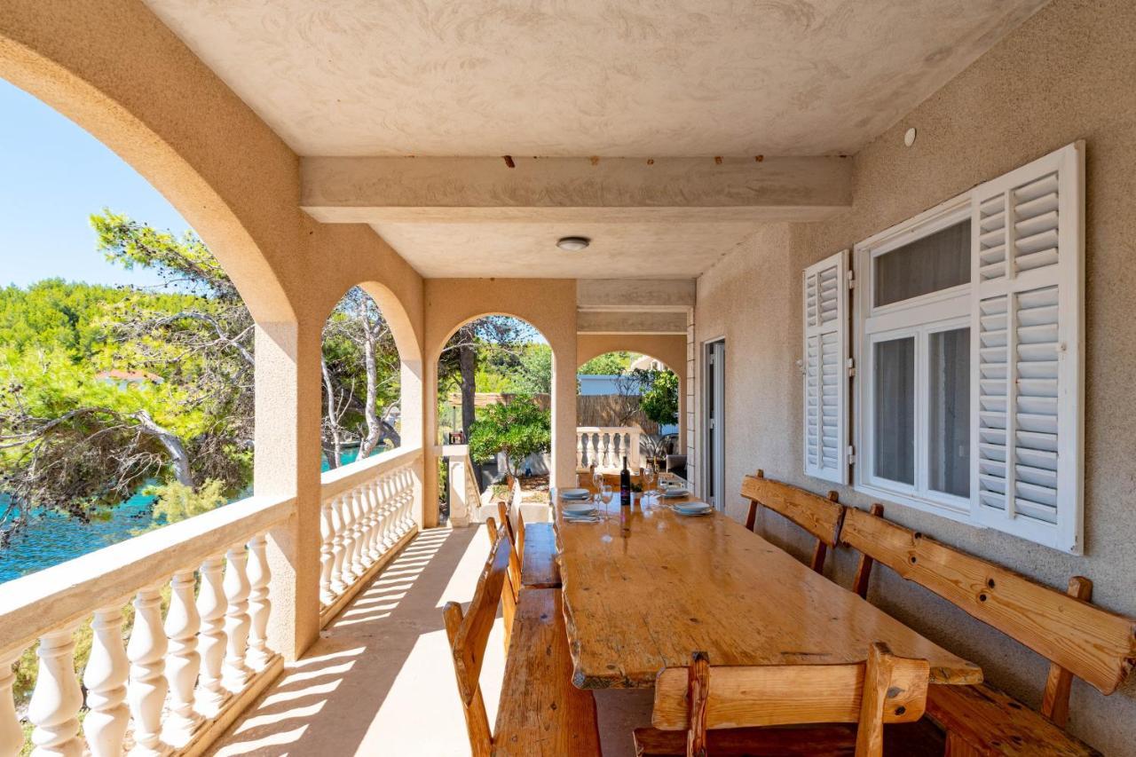 Apartments By The Sea Cove Zaglav, Korcula - 12208 Prizba Bagian luar foto